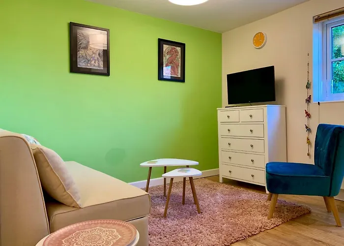 Pristine Apartment In The Centre Of Glastonbury