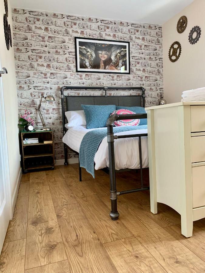 Pristine In The Centre Of Appartement *